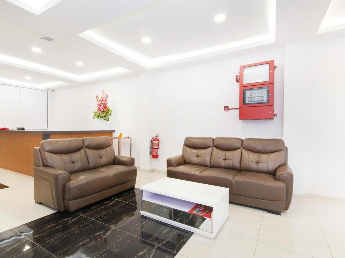 Lawten Hotel Malacca Bagian luar foto